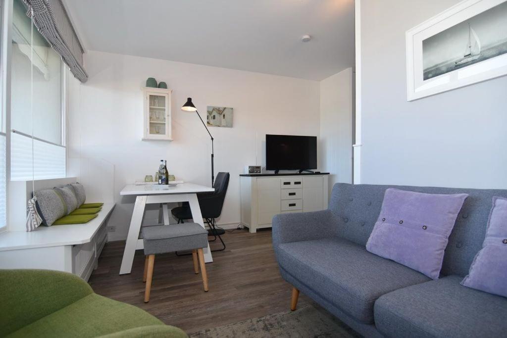 Klaus-groth-strasse 2, Whg 47 Apartment *